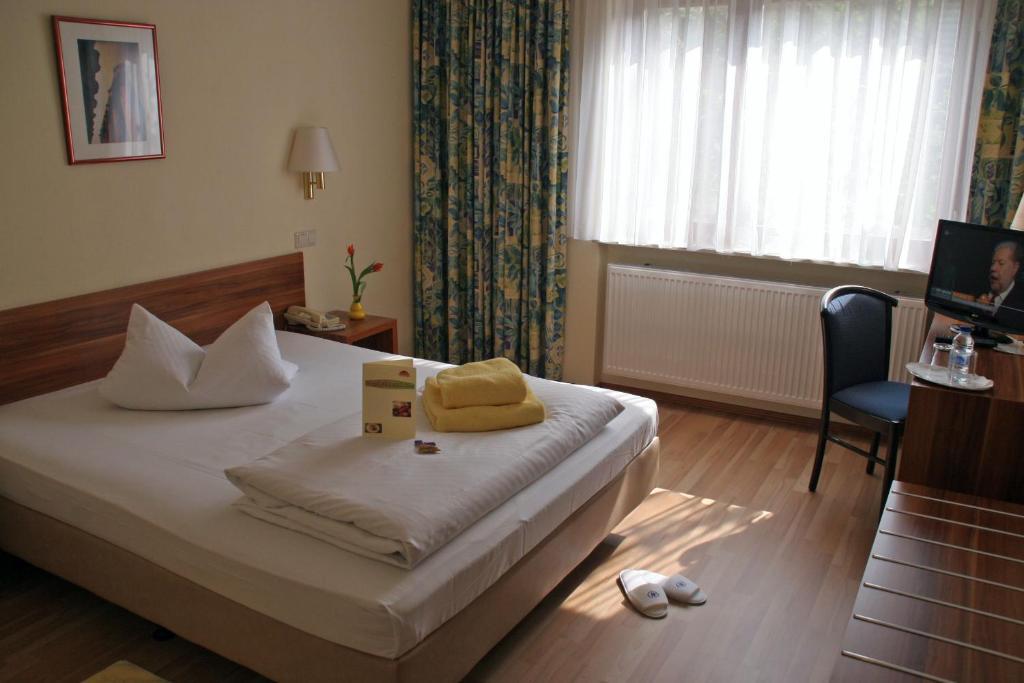 Rheinhotel Luxhof ชไปยา ภายนอก รูปภาพ